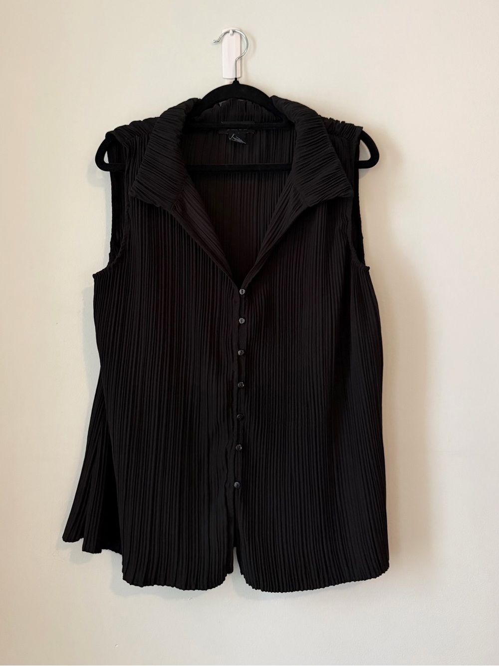 Rachel Zoe Sleeveless Micro Pleated Blouse